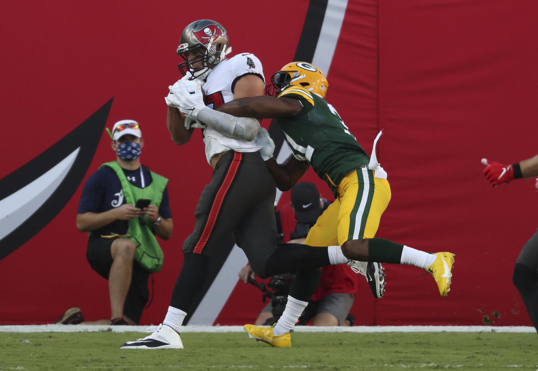 Buccaneers 38, Packers 10